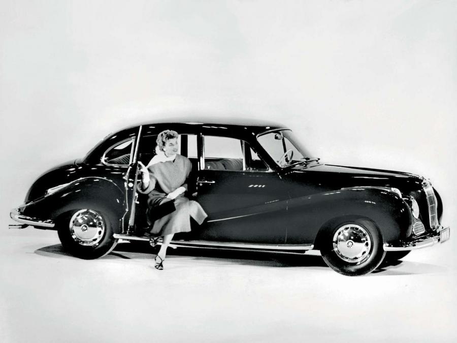  BMW 501 1952 года  (фото 2 из 7)